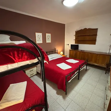 בית הארחה 4 Stars *