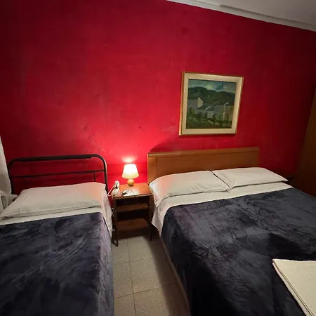 4 Stars * Venecia