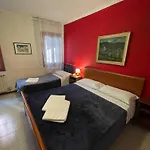 Гостевой дом 4 Stars Венеция