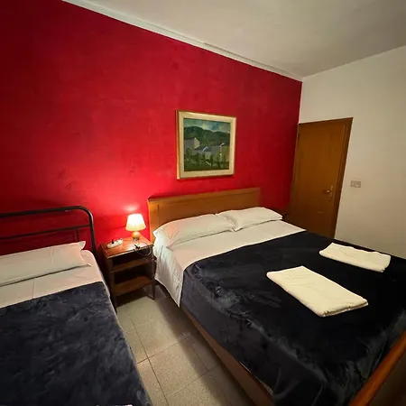 4 Stars Πανσιόν