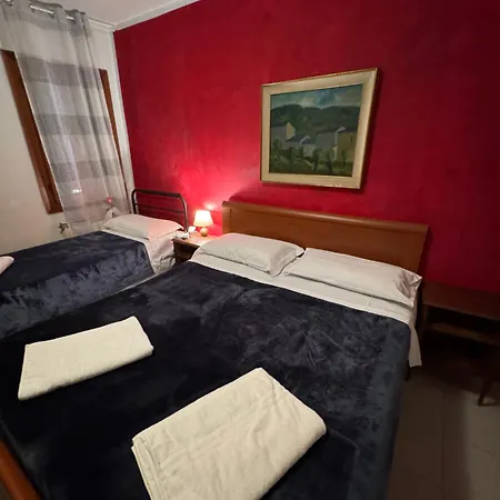 Πανσιόν 4 Stars Βενετία